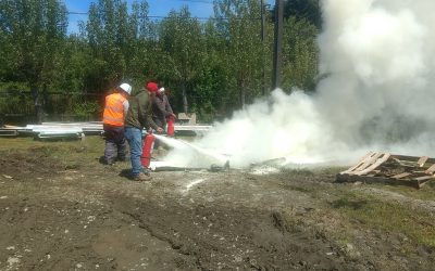 Taller de prevención de incendios en Servicios Aguas Claras